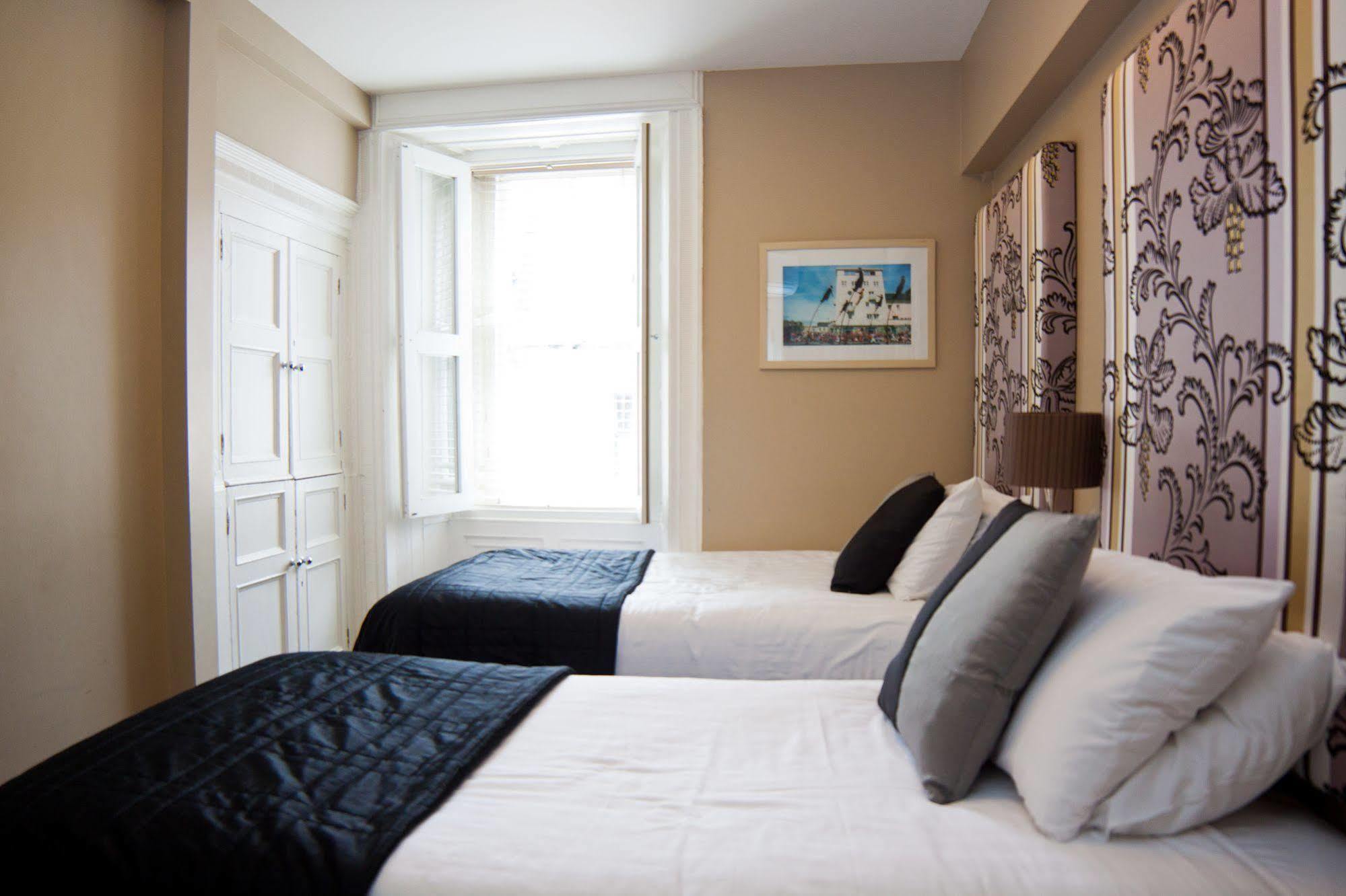 7 Cross Street Hotel Galway Bagian luar foto