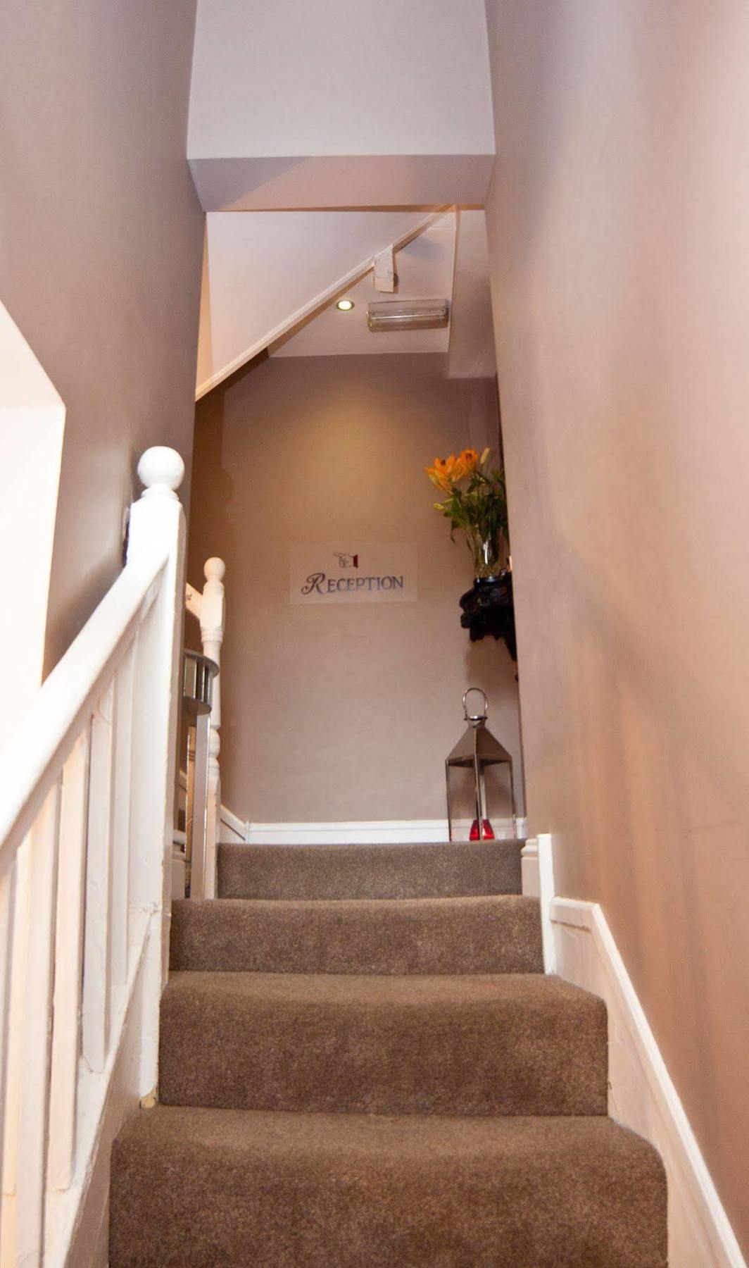7 Cross Street Hotel Galway Bagian luar foto
